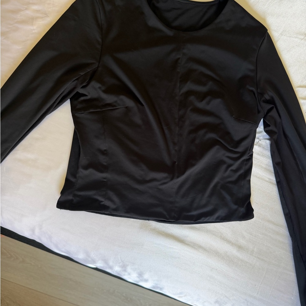 lululemon athletica Black Long-Sleeve Performance Top